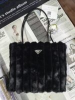 Prada プラダ ファーサンダルトートバッグ 33x24cm ノベルティ