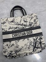 DIOR ノベルティトートバッグ - 画像 (6)