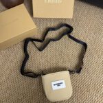 Burberry Hero 可愛いminiポーチ ノベルティ商品 ケース付き 9*4*10cm - 画像 (2)