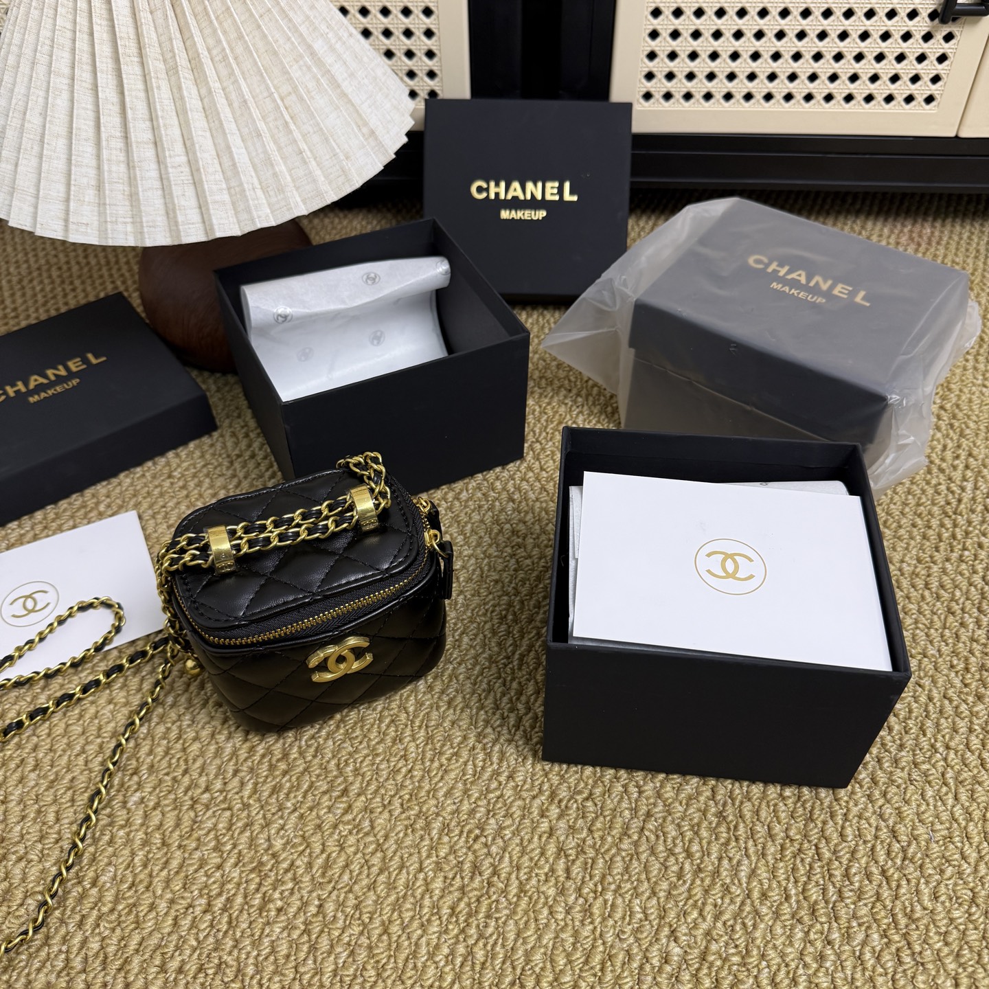 0002 CHANEL miniバッグ ノベルティバック - 画像 (1)