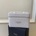 CHANEL 25ホテル限定商品 化粧ボックス ノベルティ 15.5×8.5×10.5cm - 画像 (2)