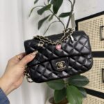 CHANEL ノベルティバック 20*7*12CM