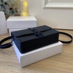 DIOR ディオール メッセンジャーバッグ 21×15.5×5cm  ノベルティ - 画像 (4)