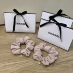 CHANEL cocoシュシュ ノベルティ ケース付き 2点セット - 画像 (5)