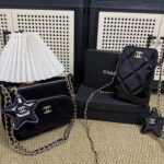 CHANEL スキーシリー 星バック／ポーチ 24*8*17cm  ノベルティ - 画像 (5)