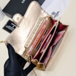 Chanel チェーンウォレット ケース付き 50076 - 画像 (4)