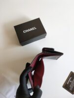Chanel 三つ折り財布 ケース付き 50089 - 画像 (4)