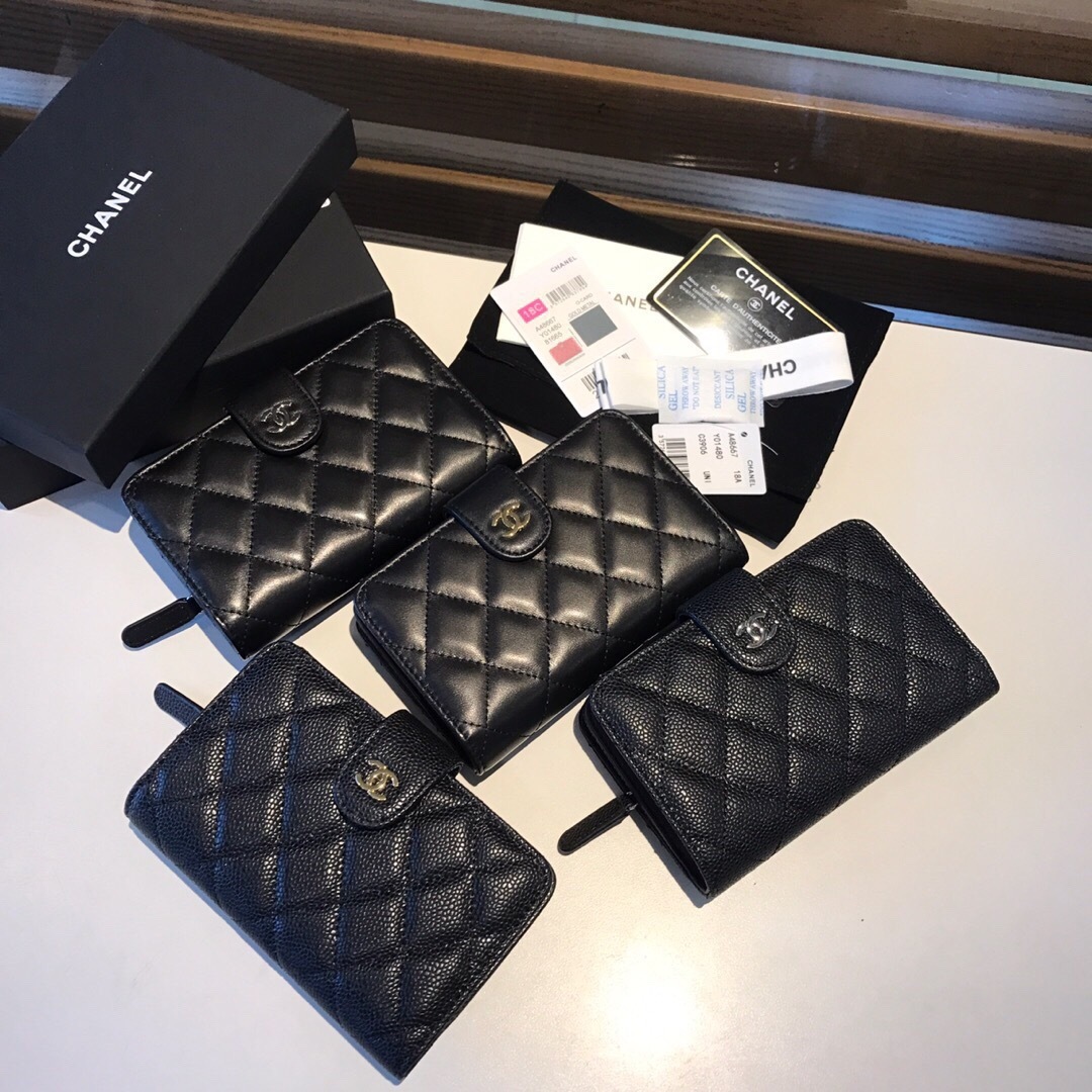 001_ZT 超人気Chanel 二つ折り財布 中サイズ ケース付き - 画像 (1)