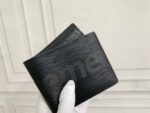 lv supremeコラボレーション 二つ折り財布 ケース付き 12*8cm - 画像 (7)