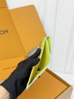 LV 二つ折り財布 ケース付き M28049 11.5*1.5*9cm - 画像 (13)