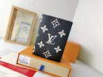 LV パスポートケース ケース付き M64502 60181 10*14.5cm - 画像 (7)