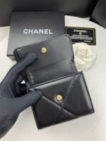 Chanel 三つ折り財布 ケース付き 0956 10*11cm - 画像 (9)