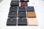 Prada 二つ折り財布 ケース付き 8859 2*9.5*11.5 - 画像 (3)