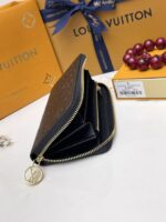 lv 型押し 長財布 ケース付き M81510 19.5*10.5*2.5cm - 画像 (10)