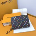 LV 二つ折り財布 中サイズ ケース付き M83689 - 画像 (3)