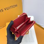 LV 二つ折り財布 中サイズ ケース付き M83689 - 画像 (10)