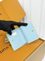 lv 二つ折り財布 小銭入れ付き 11*3.5*8.5cm ケース付き - 画像 (9)