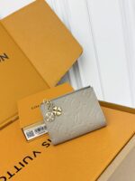 LV 二つ折り財布 ケース付き M28049 11.5*1.5*9cm - 画像 (5)