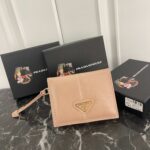 Prada 二つ折り財布 ケース付き 313 10*8cm - 画像 (10)