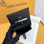 LV 二つ折り財布 中サイズ ケース付き M12408 11*8.5*2cm - 画像 (14)