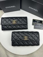 Chanel 二つ折り財布 長財布 ケース付き 50095 19*10*2cm