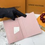LV パスポートケース ケース付き M64502 60181 10*14*2.5cm - 画像 (6)
