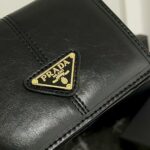 Prada 二つ折り財布 ケース付き 313 10*8cm - 画像 (9)