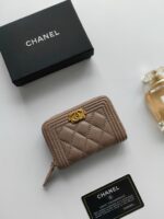 Chanel 名刺入れ 小銭入れ ケース付き A84433 11.5*8cm - 画像 (9)