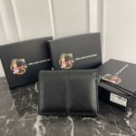 Prada 二つ折り財布 ケース付き 313 10*8cm - 画像 (5)