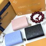 lv 二つ折り財布 雪タイプ ケース付き 80152 12*9*3.5cm