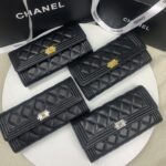 Chanel 長財布 二つ折り財布 ケース付き 80286 10.5*19*3