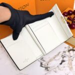 LV 三つ折り財布 ケース付き M80880 M81071 11.5*8.5*4cm - 画像 (15)