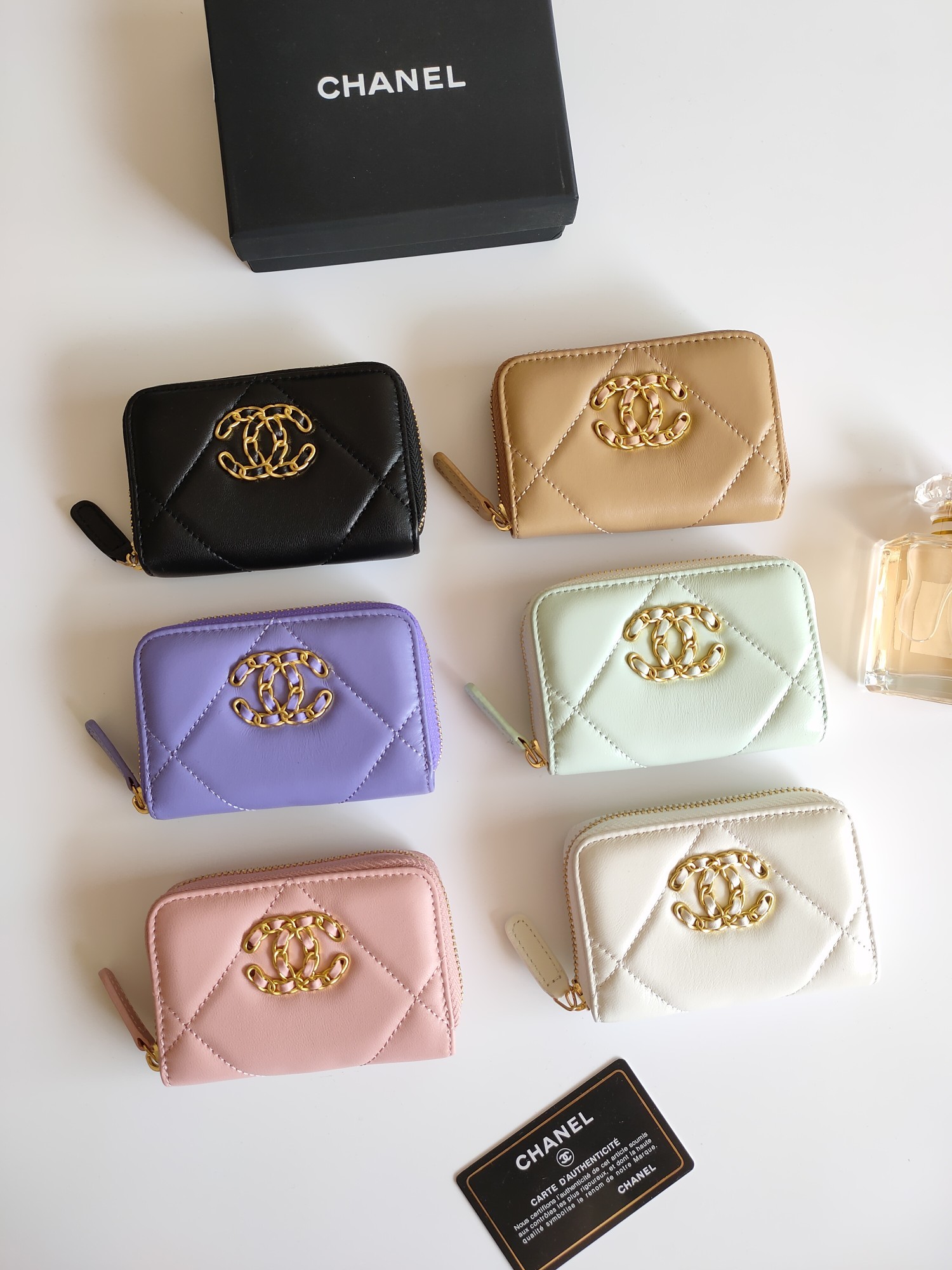 031_ZT Chanel 名刺入れ 小銭入れ ケース付き P0945 11.5*8cm - 画像 (1)