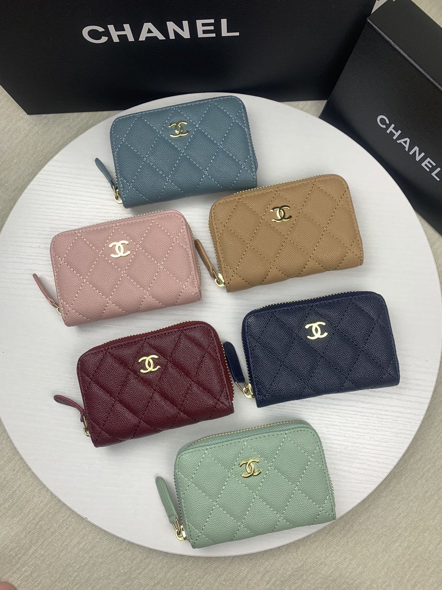 031_ZT Chanel 名刺入れ 小銭入れ ケース付き 6927 7.5*2*11 - 画像 (1)
