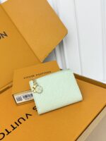 LV 二つ折り財布 ケース付き M28049 11.5*1.5*9cm - 画像 (16)