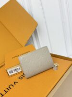 lv 二つ折り財布 小銭入れ付き 11*3.5*8.5cm ケース付き - 画像 (21)