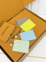 lv カード入れ 10.2*0.3*7.3cm