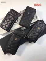 Chanel 携帯ポーチ ショルダー付き ケース付き 0990