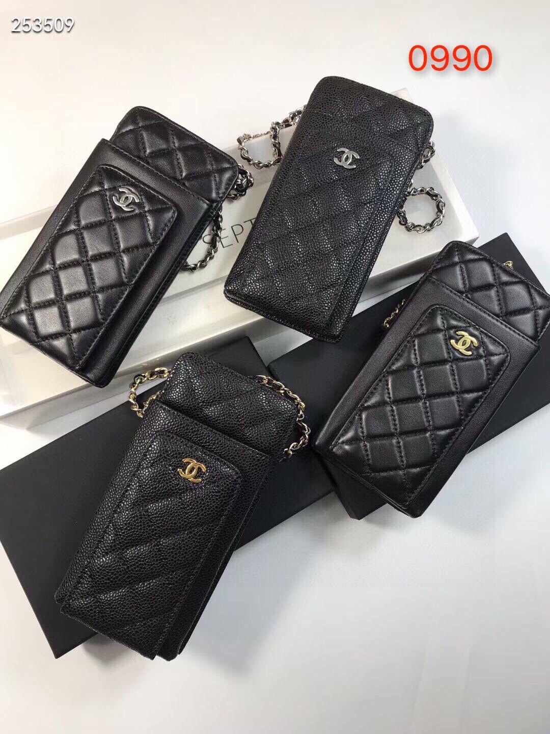 037_ZT Chanel 携帯ポーチ ショルダー付き ケース付き 0990 - 画像 (1)