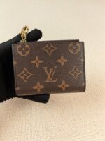 LV 二つ折り財布 ケース付き M82382 9*11.5*1.5cm - 画像 (17)