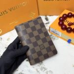 LV パスポートケース ケース付き M64502 60181 10*14*2.5cm - 画像 (11)