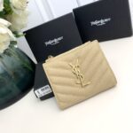 YSL 二つ折り財布 ケース付き 7045 11*9*2cm - 画像 (4)