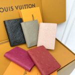 lv 型押し パスポート ケースケース付き M60181 9.5*2*14cm