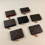LV 二つ折り財布 ケース付き M82382 9*11.5*1.5cm