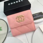 Chanel 三つ折り財布 小銭入れファスナーポケットあり ケース付き 003 11*10cm - 画像 (9)