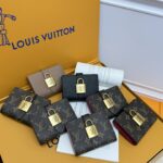 LV 二つ折り財布 中サイズ ケース付き M12408 11*8.5*2cm - 画像 (3)