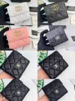 Chanel 三つ折り財布 小銭入れファスナーポケットあり ケース付き 003 11*10cm