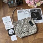 CHANEL ヒョウ柄 肩掛けバック ノベルティ 23*10*29cm