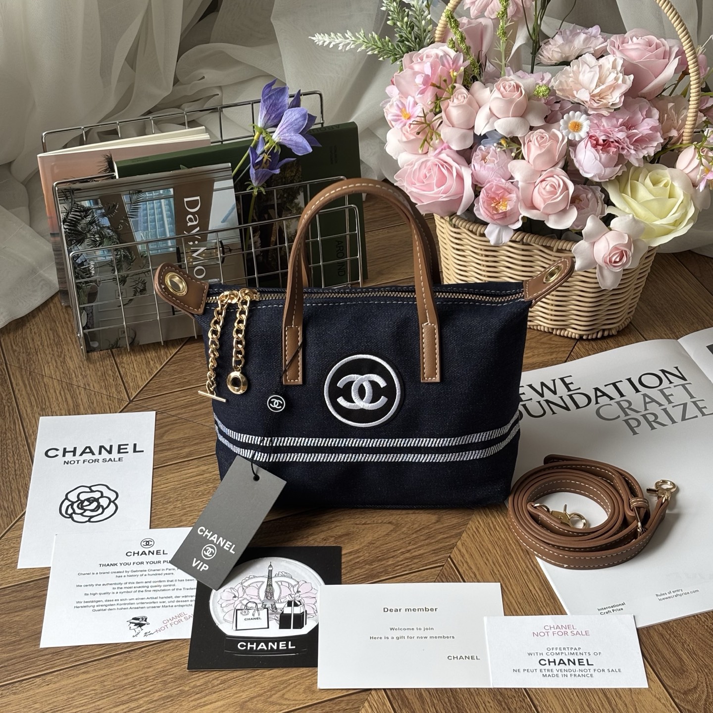 0001 CHANELトートバッグ ノベルティ 20*10*15cm - 画像 (1)