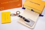 LOUIS VUITTON CHROMATIC キーホルダー - 画像 (8)